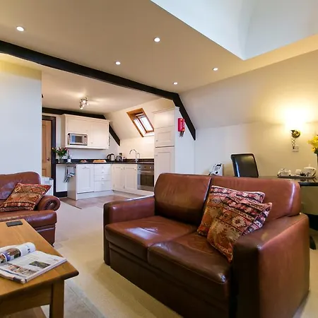 Дом отдыха Staffield Hall Country Retreats Kirkoswald (Cumbria)