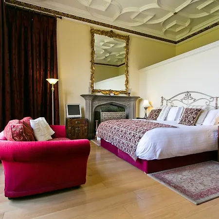 Дом отдыха Staffield Hall Country Retreats