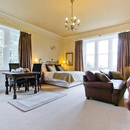 Staffield Hall Country Retreats *
